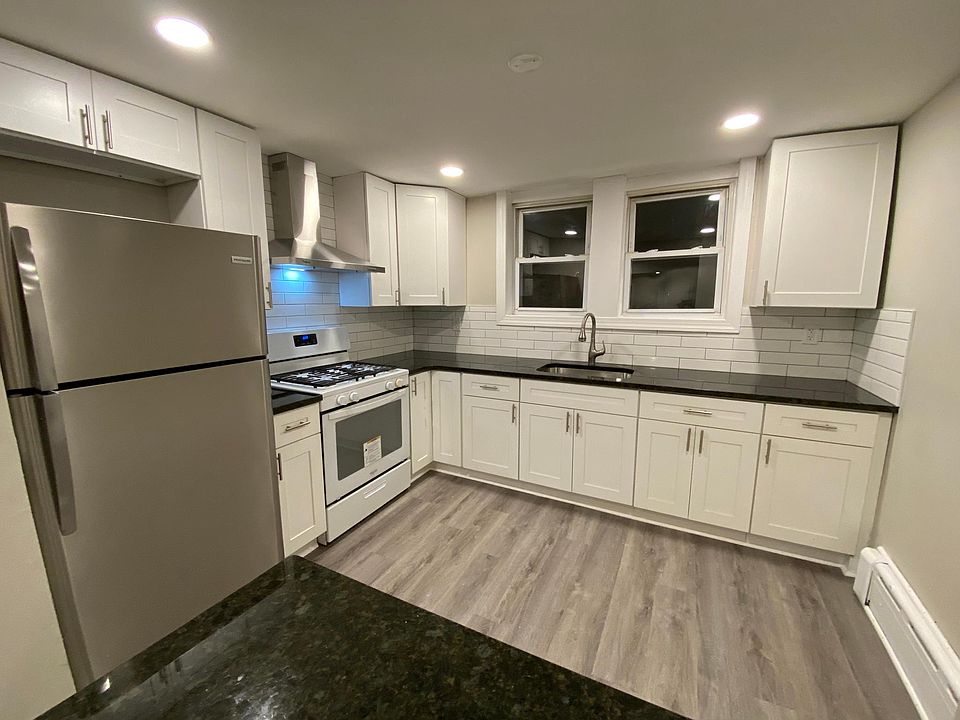 1st image of 7322 Buist Ave