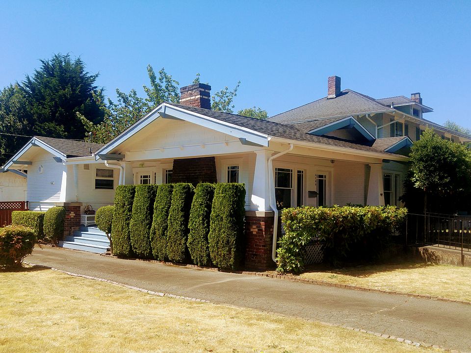 1st image of 3208 N 21st St