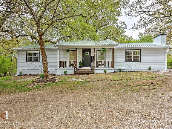 2nd image of 13565 Redbud Dr #2156