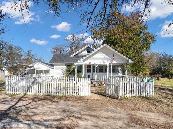 303 Vz County Road 1320, Canton, TX 75103