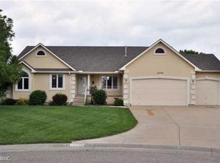 12339 E Lincoln Ct, Wichita, KS 67207