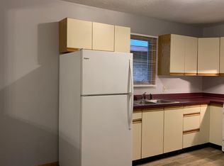 15578 Munn Rd, Cleveland, OH 44111