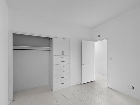 4th image of 104 Rosetta Cir