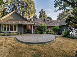 13768 32nd Ave, Surrey, BC V4P2B8