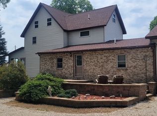 382 Keigwin Rd, Walnut, IL 61376