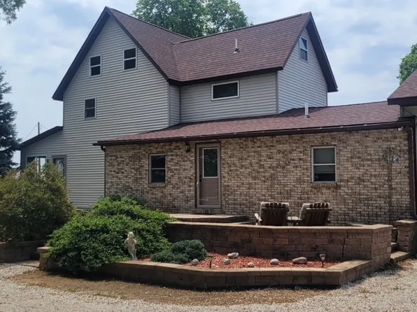 382 Keigwin Rd, Walnut, IL 61376