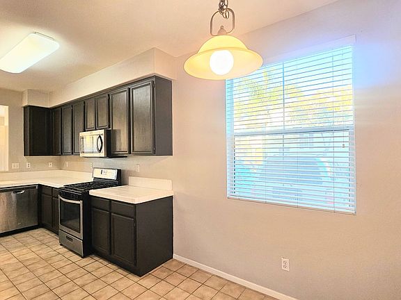 3rd image of 39271 Flamingo Bay Unit D