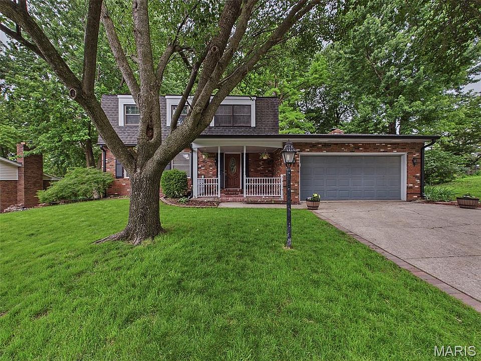 1st image of 80 Glenwood Dr