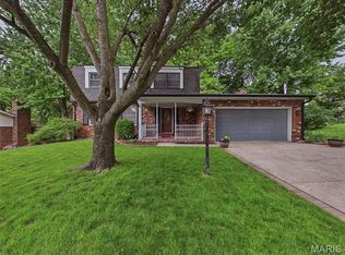 80 Glenwood Dr, Glen Carbon, IL 62034