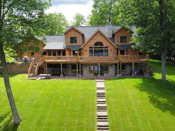 7164 Long Lake Rd, Rhinelander, WI 54501