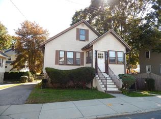 18 Pender St, West Roxbury, MA 02132