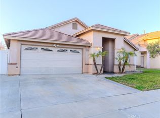 716 Woodcrest St, Bloomington, CA 92316