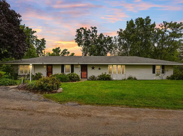 10684 E Main St, West Union, IA 52175