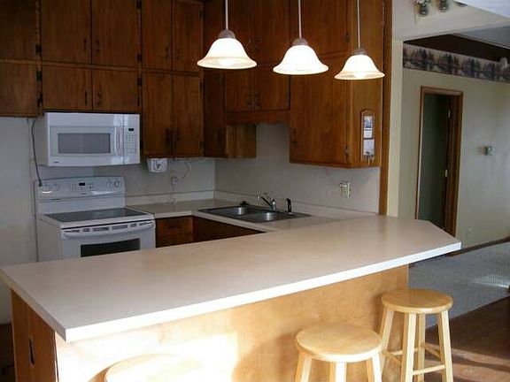 kitchen bar
