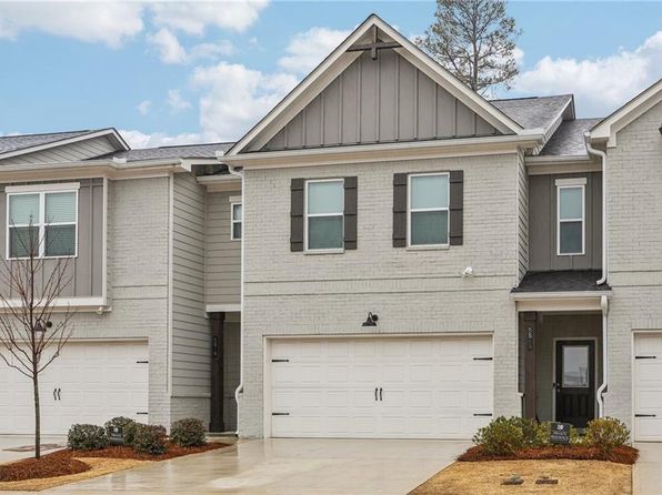 5575 Rock Place Ct, Norcross, GA 30093