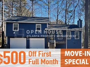 4991 W Ridge Dr, Douglasville, GA 30135