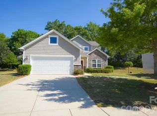 504 Twelve Oaks Ln, Fort Mill, SC 29708