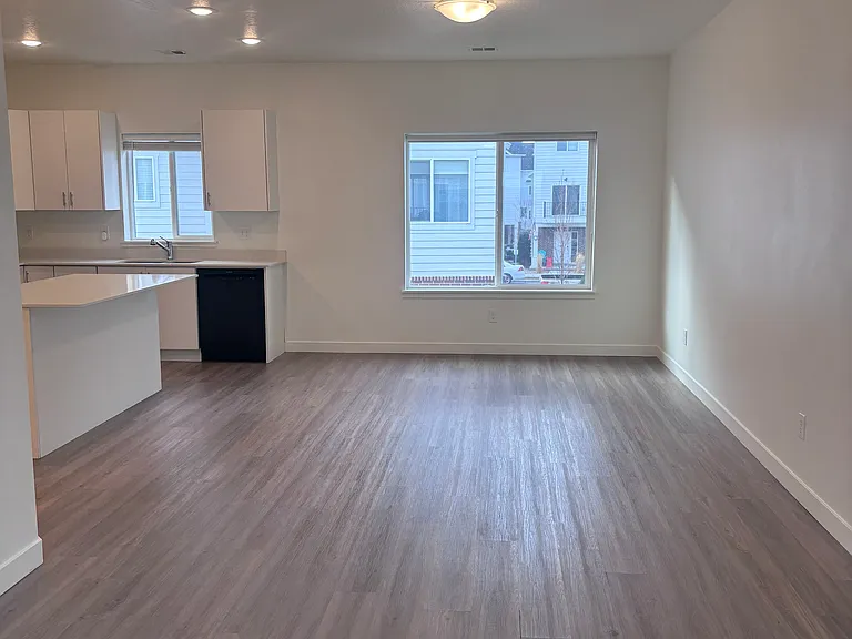 860 Place Townhomes — Photo 87