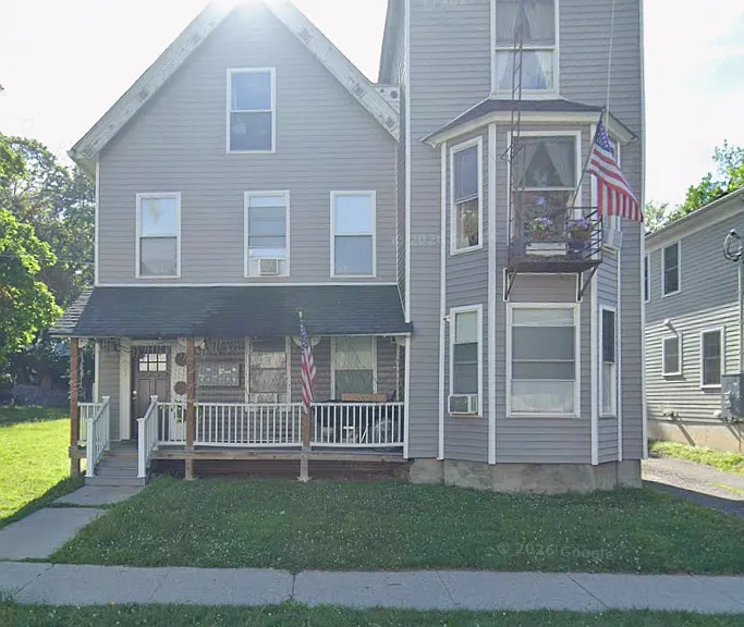 51 N Clinton St #5 — Photo 1