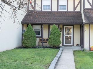 751 Sandra Ln, Norristown, PA 19403