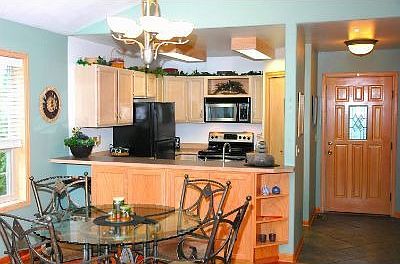 3rd image of 3620 N Grace Ln