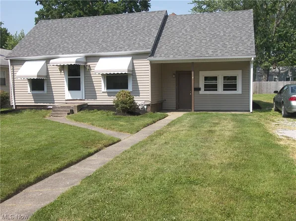 617 E 331st St, Eastlake, OH 44095