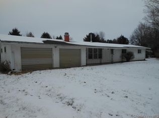 23002 Indian Point Ave, Petersburg, IL 62675