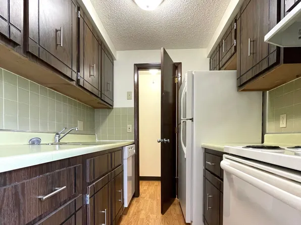 Buffalo Creek Commons, 1291 Indian Church Rd APT 61, Buffalo, NY 14224