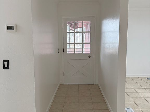 4th image of 279 Young Cir