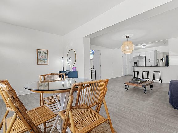 3rd image of 6375 SW 29th Street