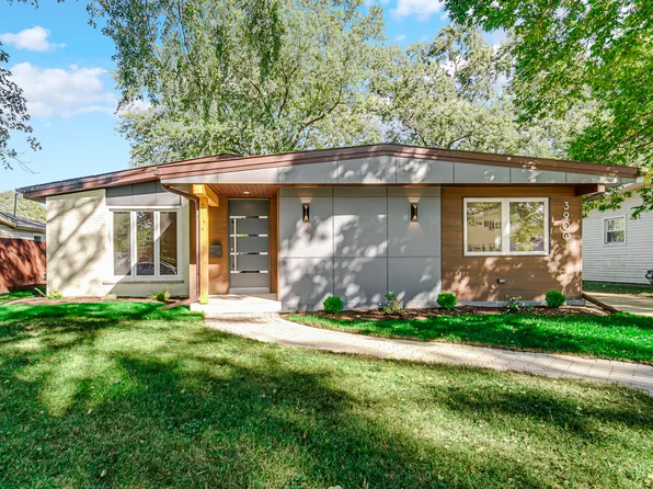 3900 Raven Ln, Rolling Meadows, IL 60008
