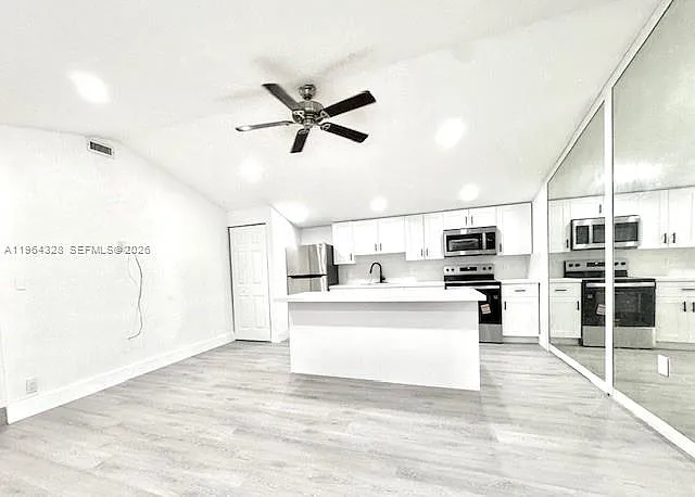 2806 Taylor St #C — Photo 13