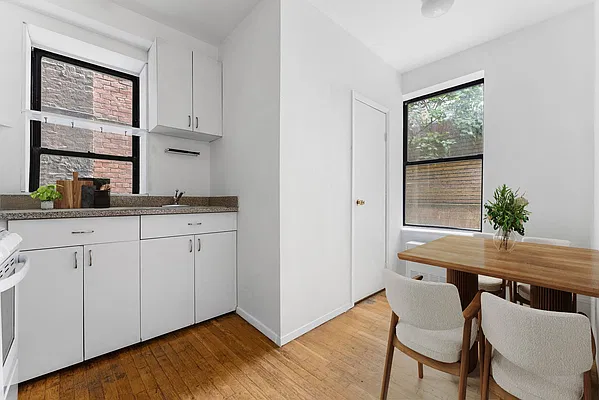 Kitchen, photo 1
