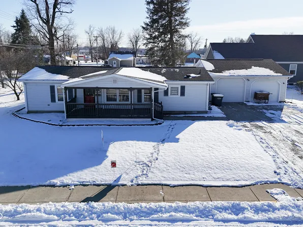 107 E Jackson St, Tipton, IN 46072