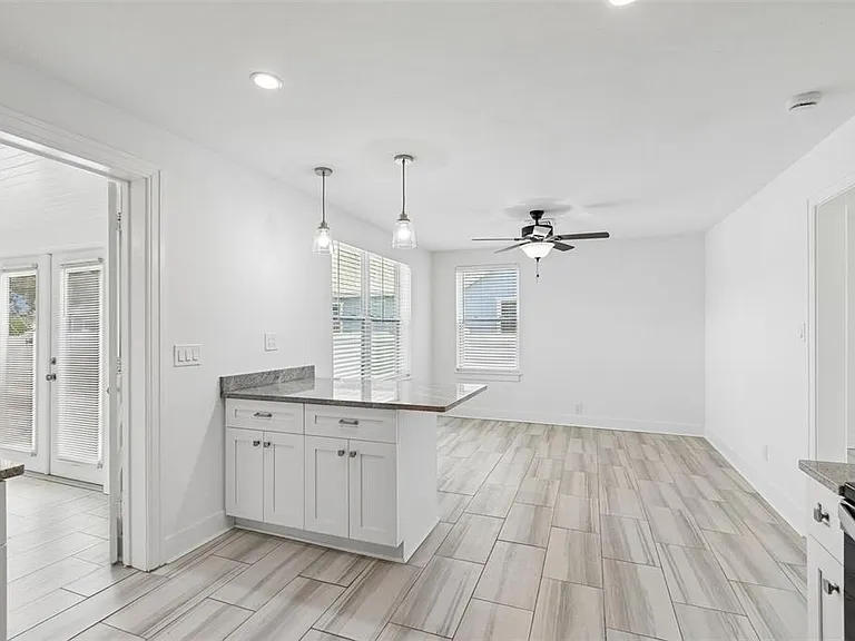 8125 Bayshore Dr — Photo 26