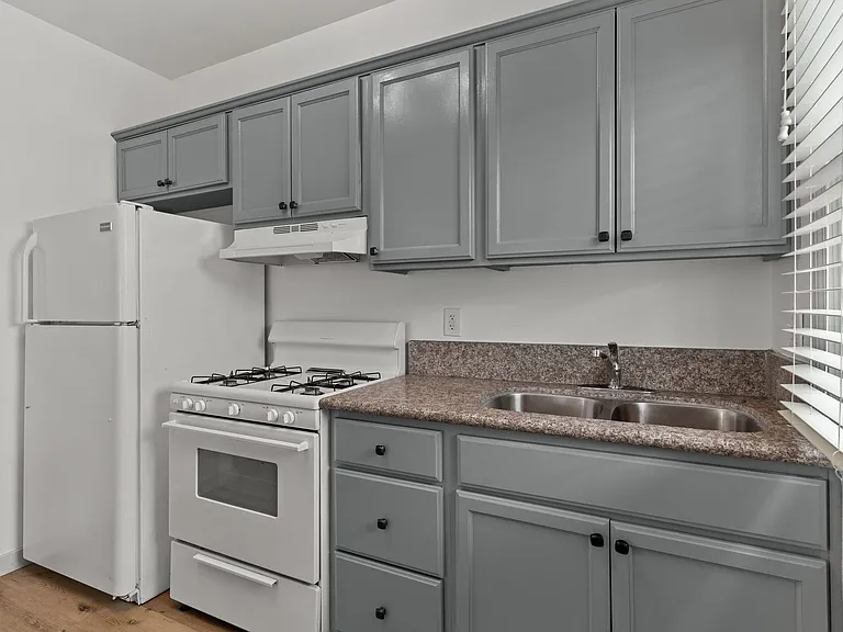 526 Magnolia Avenue — Photo 12