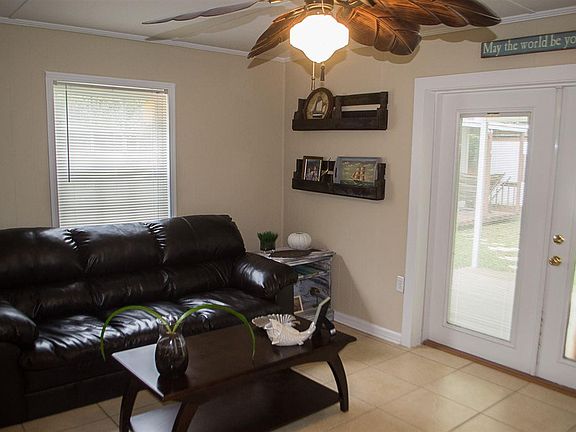 2nd image of 5514 Mayfair Dr