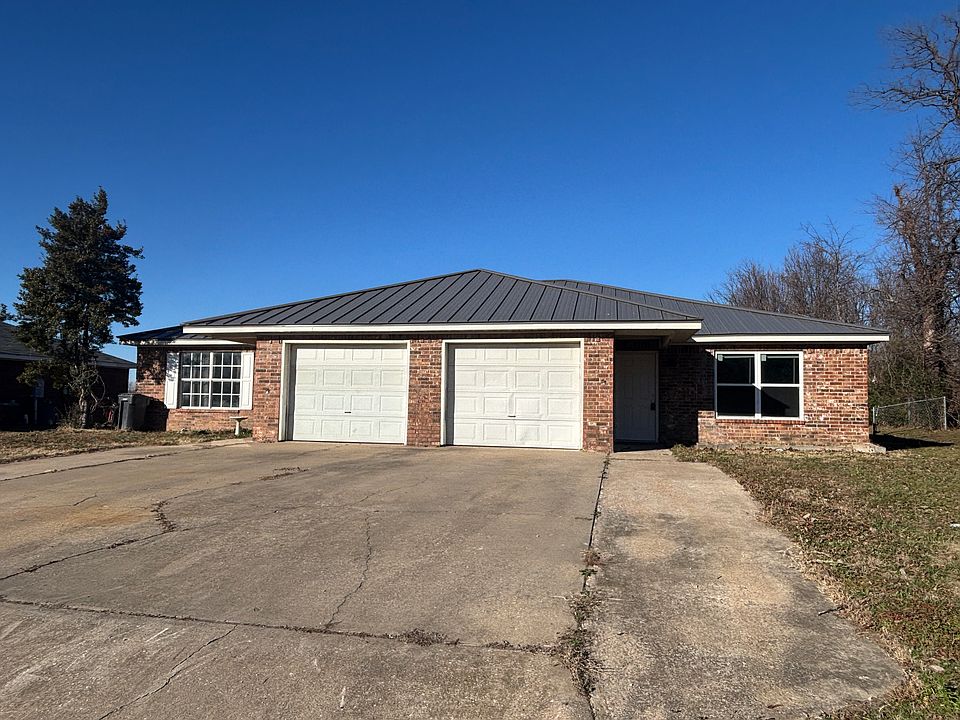 1st image of 2101 W Roselawn St #2101