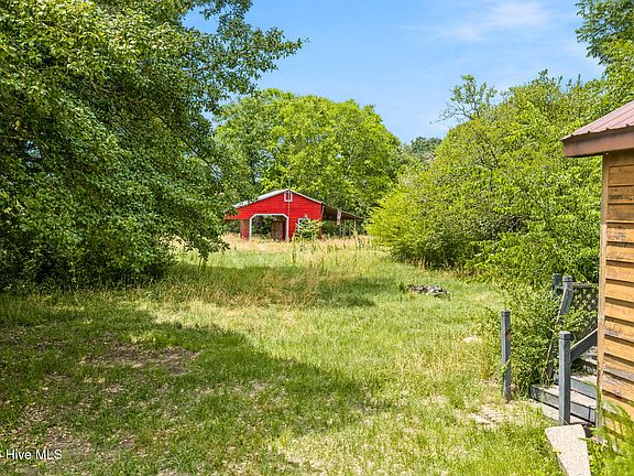 4th image of 145 Horseshoe Road