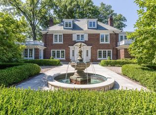 1981 Tremont Rd, Upper Arlington, OH 43212