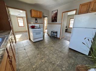 418 Hartman Ave, Waterloo, IA 50701