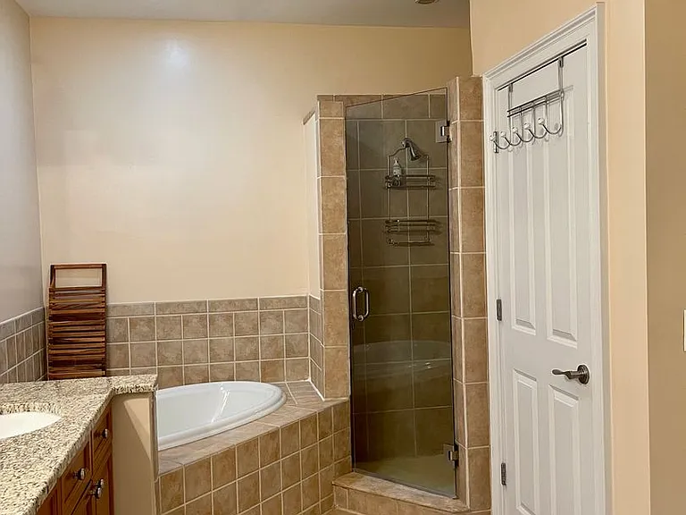 3779 Ashford Creek Ave — Photo 12
