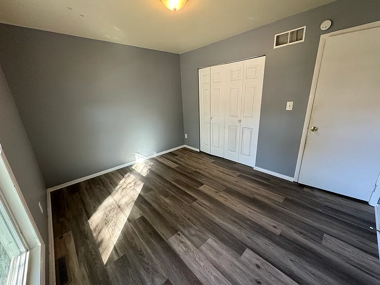 2017 Yorktowne Dr — Photo 12