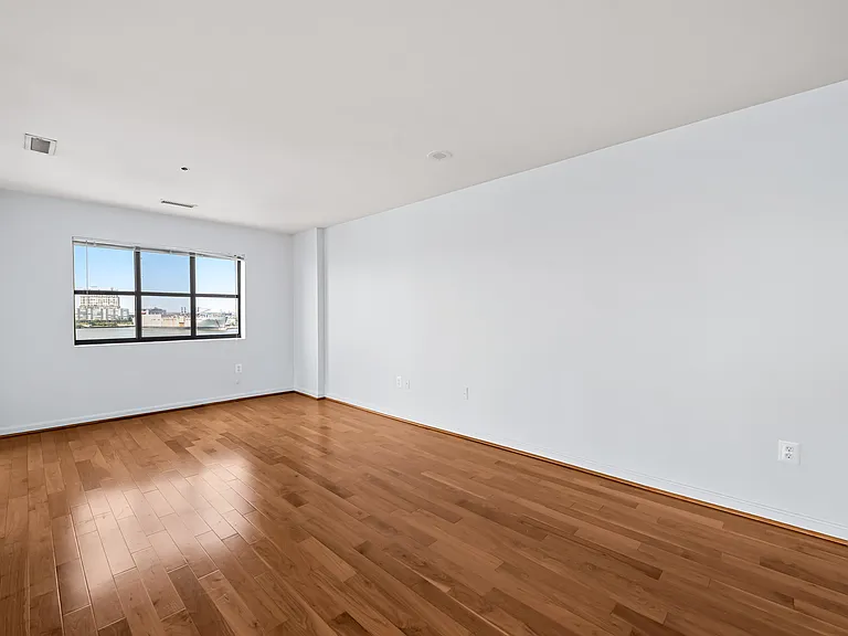 2702 Lighthouse Point E #738 — Photo 2