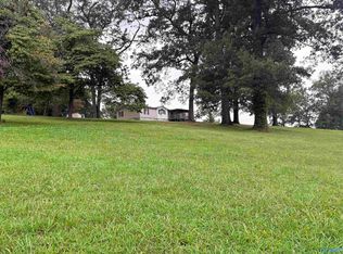 801 8th St, Bridgeport, AL 35740