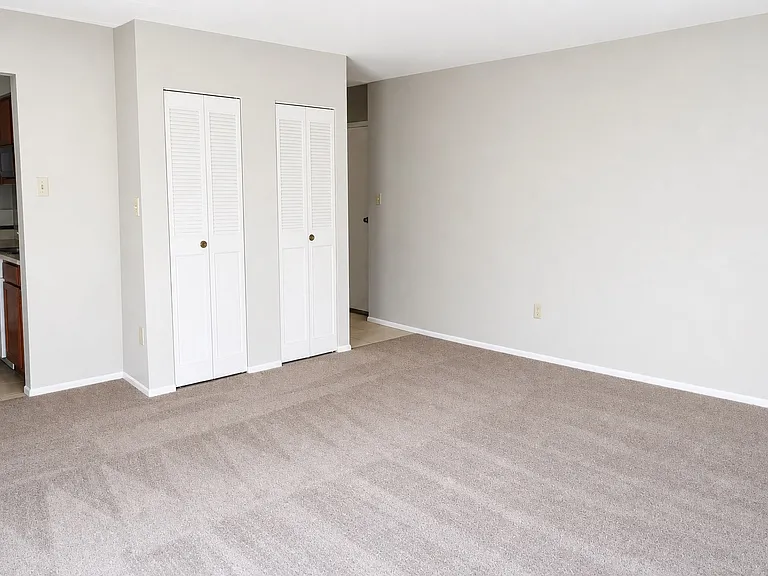 295 Moon Clinton Rd — Photo 3