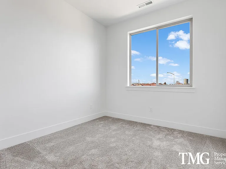 Vintage Park Townhomes — Photo 75