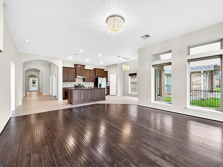 26303 Serenity Oaks Dr — Photo 4