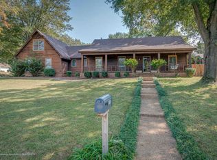 6710 Lake Forest Dr E, Walls, MS 38680