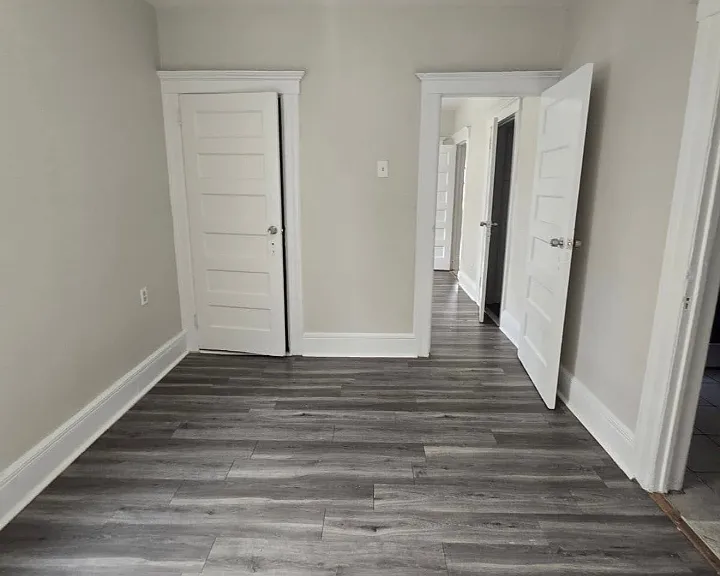 54 Princeton St #2L — Photo 2